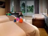 Superior Family Suite with garden view