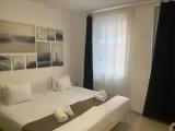1 Bedroom Pet Friendly Double Apartment
