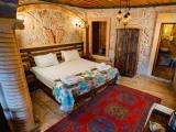 Deluxe Stone Double Junior Suite
