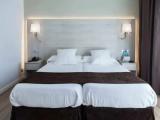 Twin room with pool view