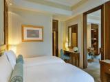 1 Bedroom Executive High Floor Twin Suite with balcony and with sea view