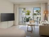 Swim-Up Double Junior Suite