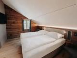 Suite with mountain view