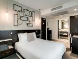 Panoramic Double room with balcony and with partial ocean view