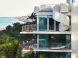 1 Bedroom Bungalow Penthouse Corner Double Bi-level Suite with balcony and Oceanfront