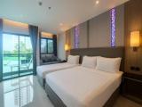 Deluxe Triple room with balcony
