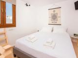 I Whitelist Maisonette
