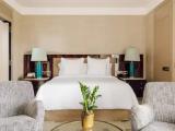 1 Bedroom Four Seasons Suite