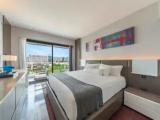 Accessible Double room with side sea view