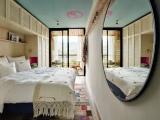 Poolside Double room with pool view