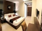 Superior Double room with balcony and with city view
