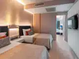 Deluxe Family Quadruple room with sea view