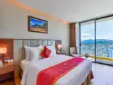 Grand Deluxe Double room with partial sea view