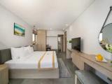 Deluxe room with ocean view