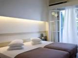 Triple room with courtyard view