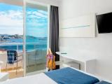 Double room with side sea view