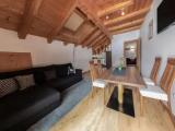 1 Bedroom Deluxe Double Apartment
