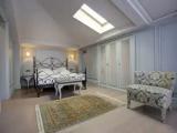 Honeymoon Suite