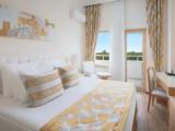 Standard Double room with land view