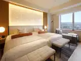 Deluxe 27th floor Twin room