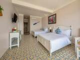 Grace Quadruple Family Suite oceanfront
