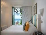 Executive Double room with balcony and with partial sea view