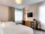 Deluxe Quadruple room with park view