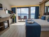 Deluxe Jacuzzi room with sea view