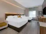 Standard Accessible Quadruple room