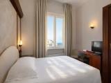 Classic Double room with partial sea view