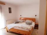 Standard Triple room with garden view