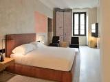 Deluxe Single Apartment