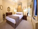 Penthouse Suite