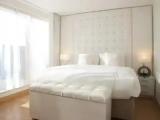 Lily Suite
