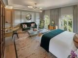 3 Bedrooms Hyde Park Suite