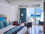 Spa with Private Heated Pool Double Suite seafront