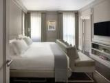 2 Bedrooms Portrait Suite with river view