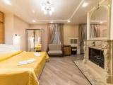 No. 5 Double Suite