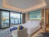 1 Bedroom Club Lounge Access Double Suite