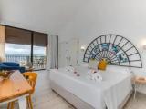 Suite with sea view