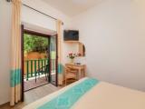 Twin Junior Suite with view of pine forest