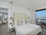 Master RedLevel Double Suite with Sea and Cathedral View