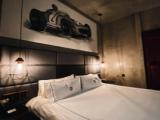 Mercedes-Benz Double Suite