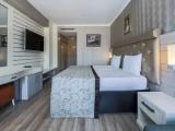 Standard Double room with partial sea view