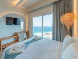 Deluxe Double Suite with sea view and pool