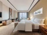 Mid-Level Floor Double room