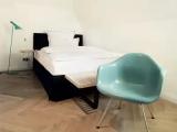 S Single room