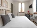 Superior room with view