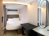M Double Window Cabin