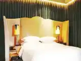 Extreme Double Sassy Suite
